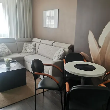 Daire Prywatny Salon Z Aneksem Kuchennym I Sypialnia W Diva