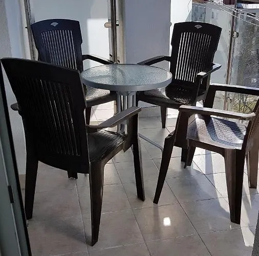 Prywatny Salon Z Aneksem Kuchennym I Sypialnia W Diva Kołobrzeg