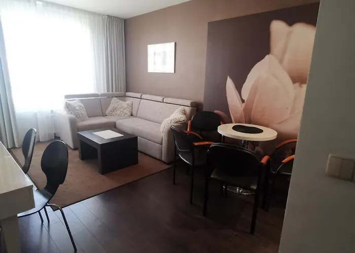 Prywatny Salon Z Aneksem Kuchennym I Sypialnia W Diva Lägenhet *