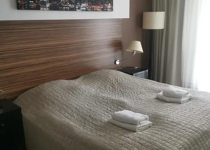 Prywatny Salon Z Aneksem Kuchennym I Sypialnia W Diva Lägenhet