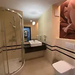 Prywatny Salon Z Aneksem Kuchennym I Sypialnią W Diva Apartament