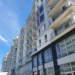 Prywatny Salon Z Aneksem Kuchennym I Sypialnią W Diva Apartament Kołobrzeg