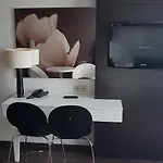 Prywatny Salon Z Aneksem Kuchennym I Sypialnią W Diva Kołobrzeg