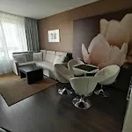 Apartament Prywatny Salon Z Aneksem Kuchennym I Sypialnią W Diva