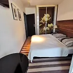 Prywatny Salon Z Aneksem Kuchennym I Sypialnią W Diva Apartament *