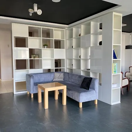 Prywatny Salon Z Aneksem Kuchennym I Sypialnia W Diva Apartamento *