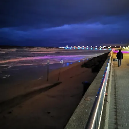 Prywatny Salon Z Aneksem Kuchennym I Sypialnia W Diva Apartamento