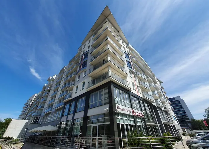 Prywatny Salon Z Aneksem Kuchennym I Sypialnia W Diva